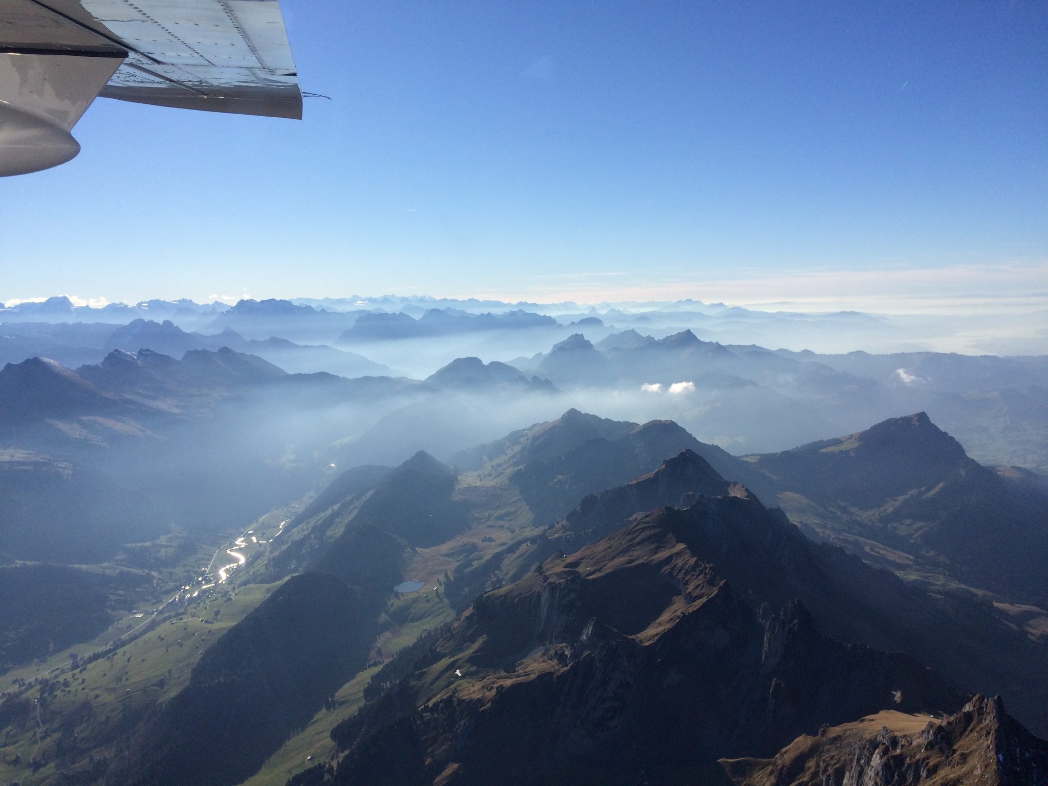 Rundflug auf dem Weg zum Mont Blanc