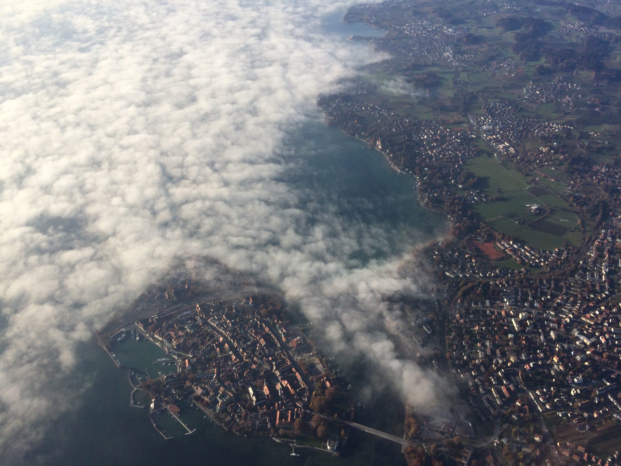 Matterhorn Rundflug - Am Bodensee vorbei